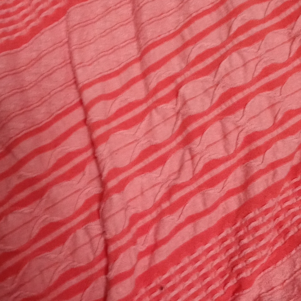 shirt - Picture 2 of 2